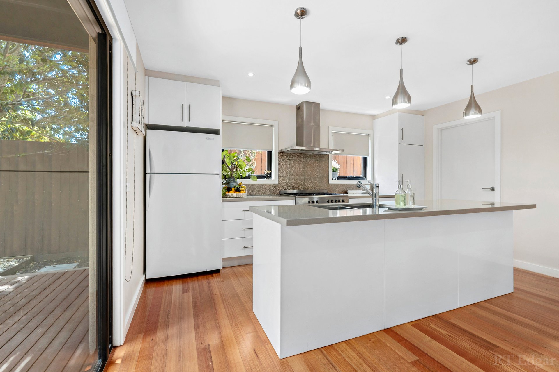 Property Gallery Thumbnail 3