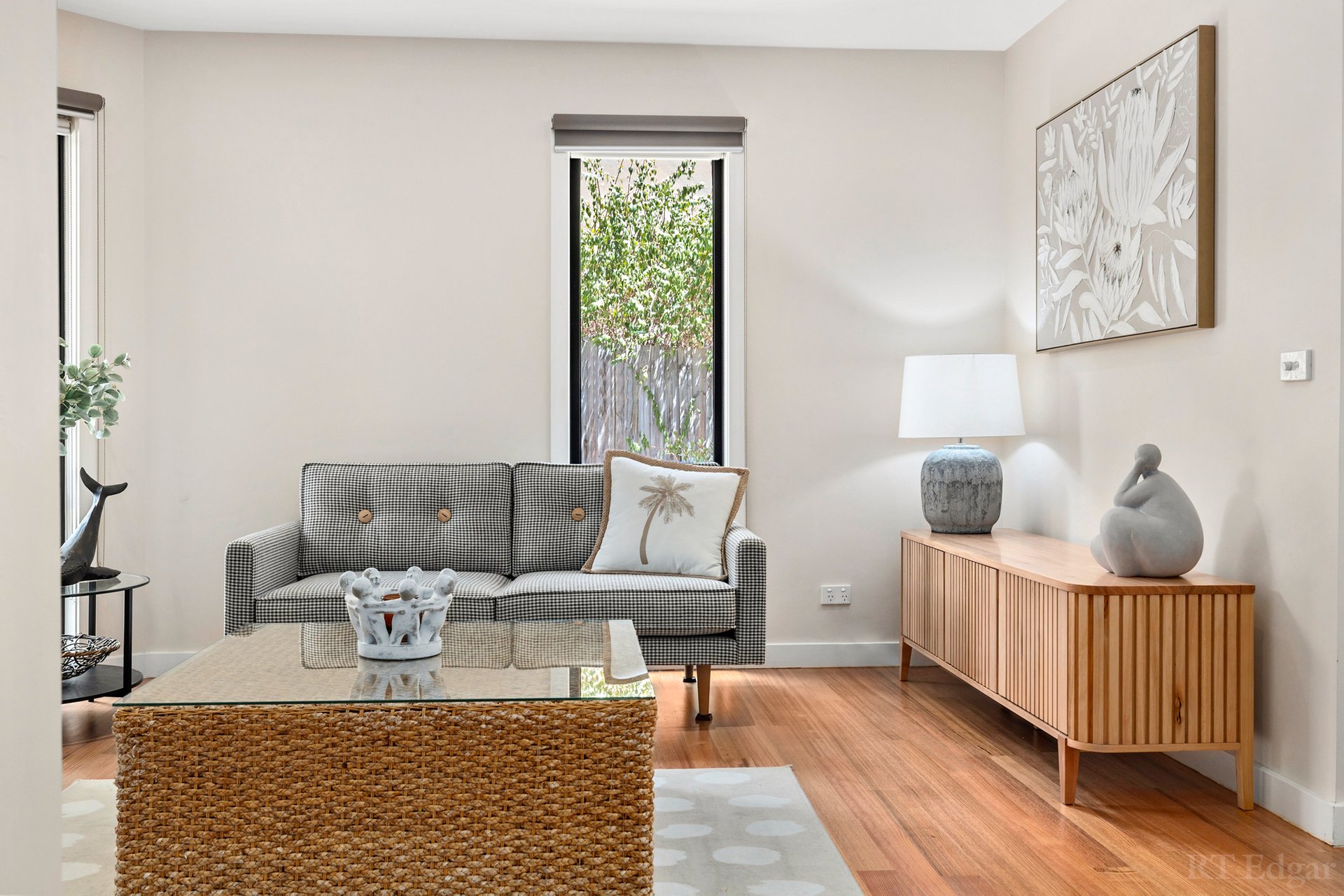Property Gallery Thumbnail 4