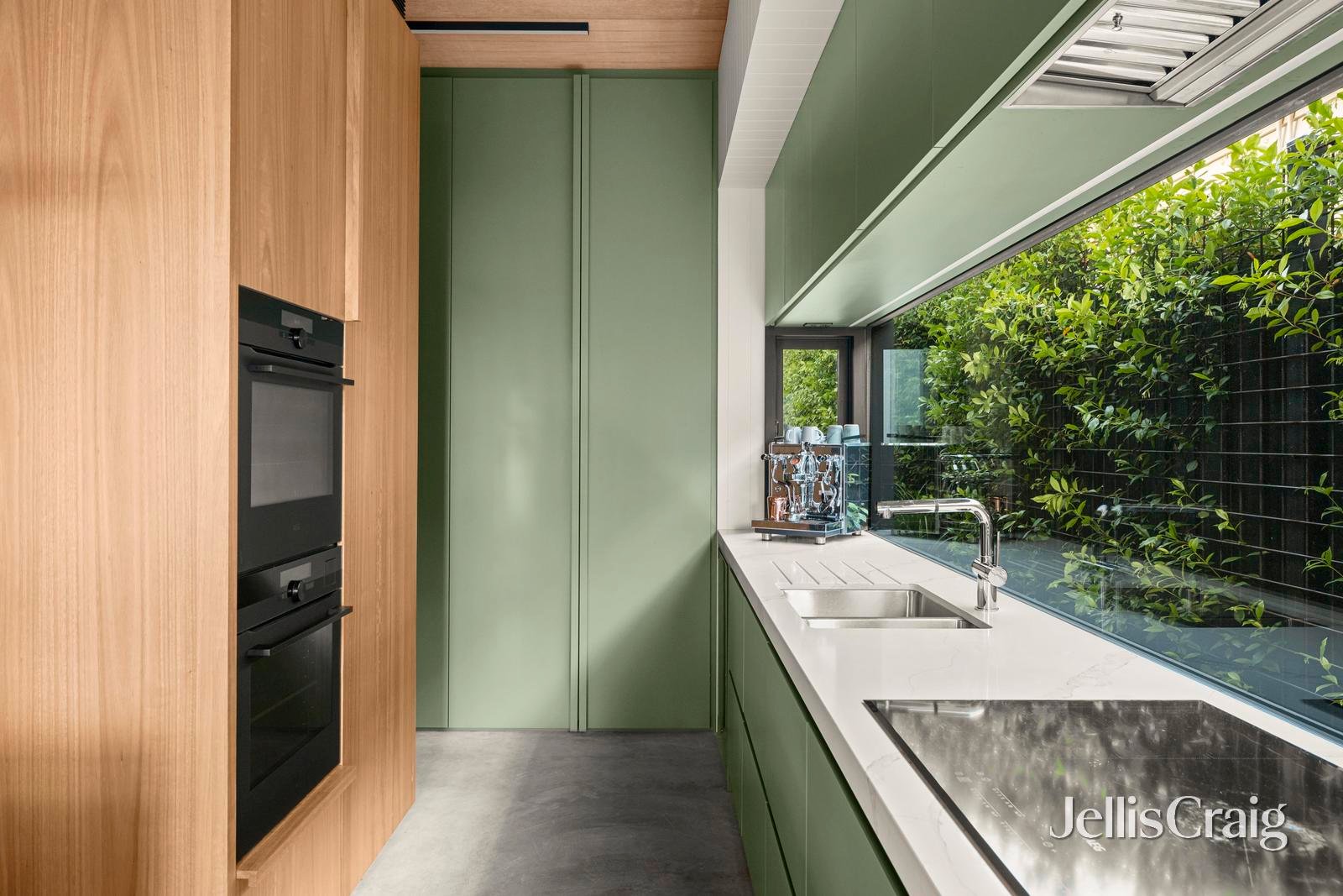 162 Rossmoyne Street, Thornbury image 7