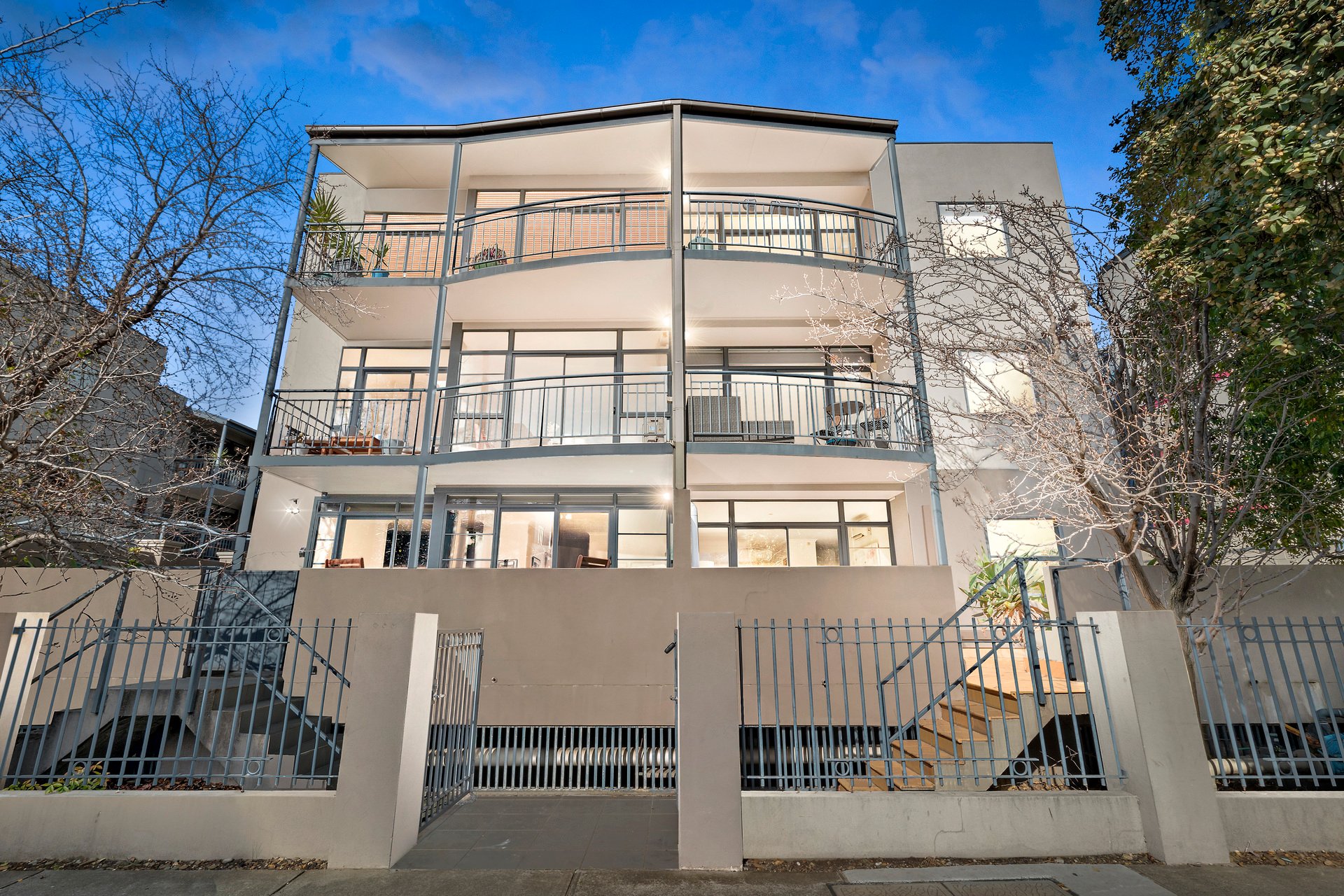 Property Gallery Thumbnail 10