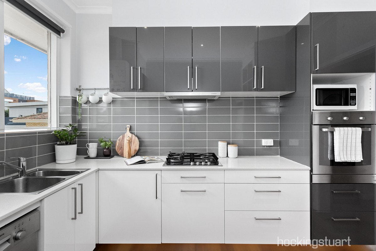 16/206 Whitehorse Road, Balwyn image 3