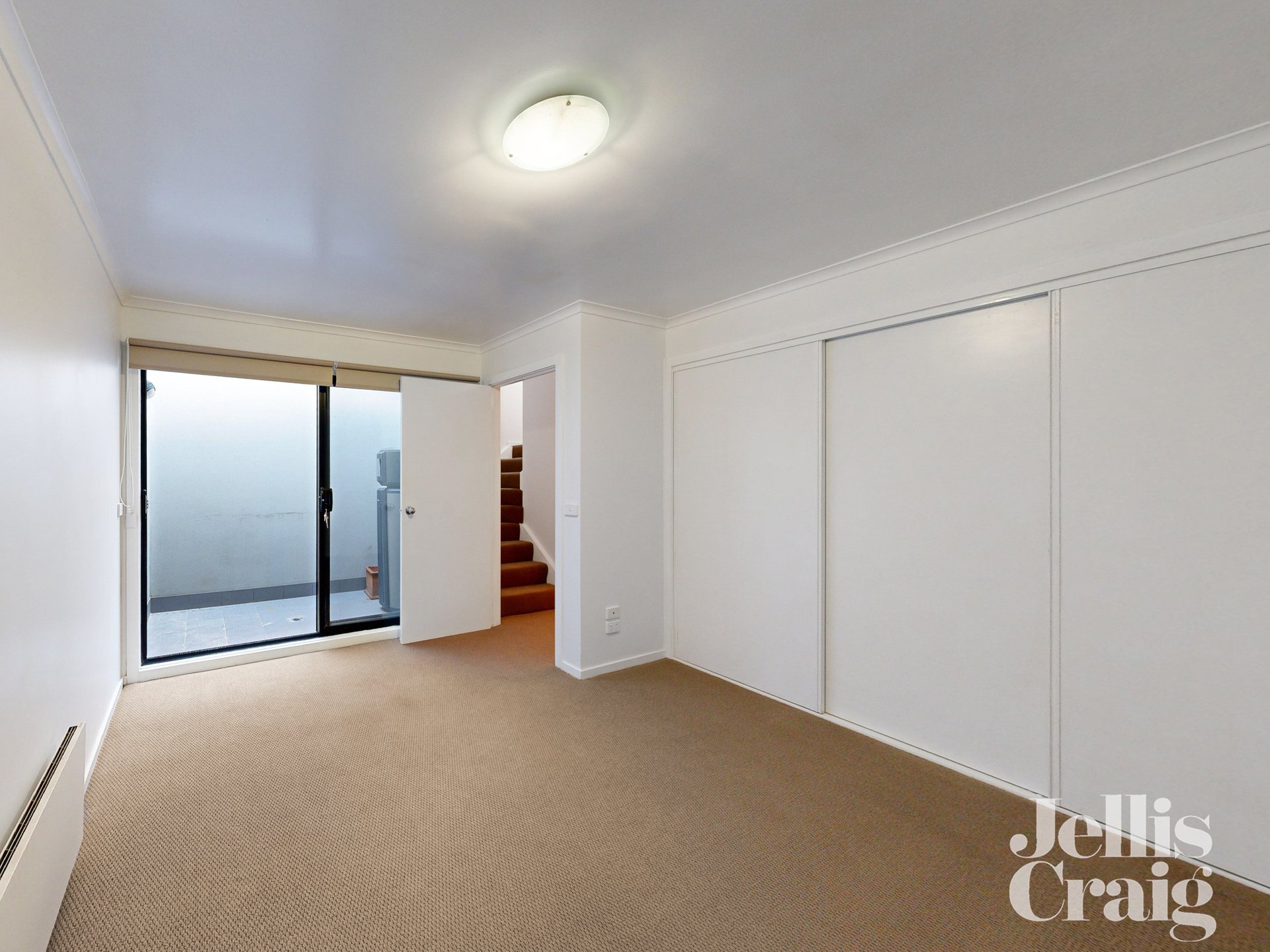 16/24 Ireland Street, West Melbourne image 5