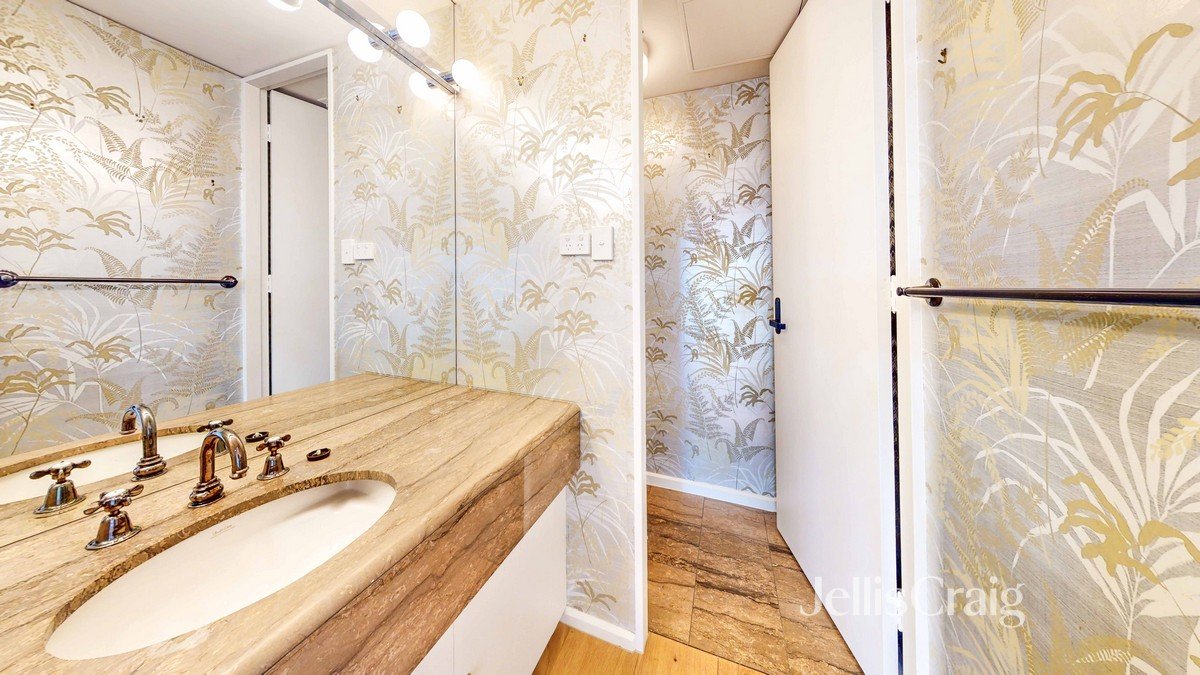 162/461 St Kilda Road, Melbourne image 14