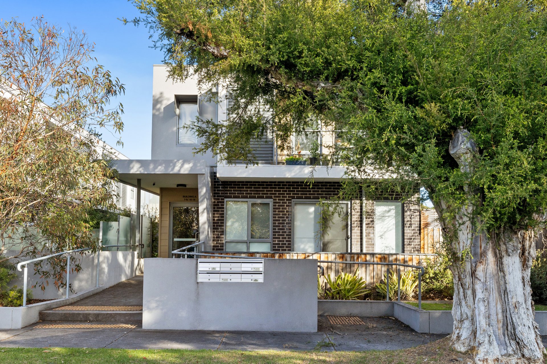 16 / 3-5 Alvena Street Mentone