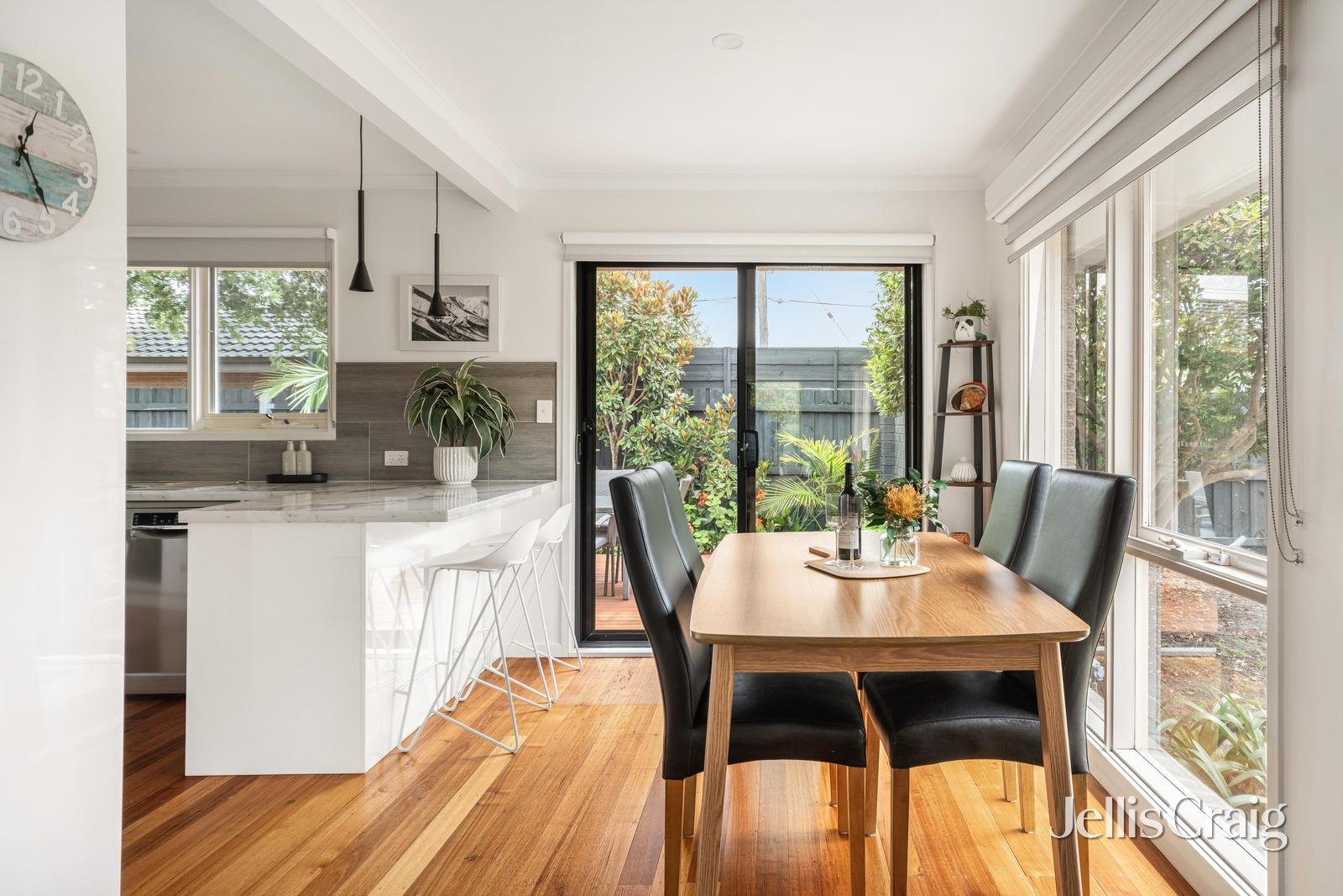 1/63 Bondi Road, Bonbeach image 4