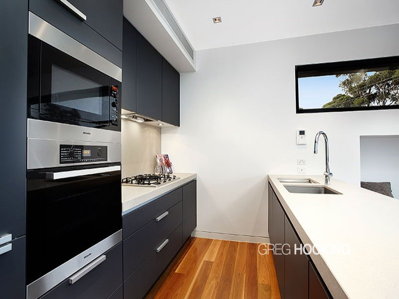 163 Esplanade West, Port Melbourne image 7