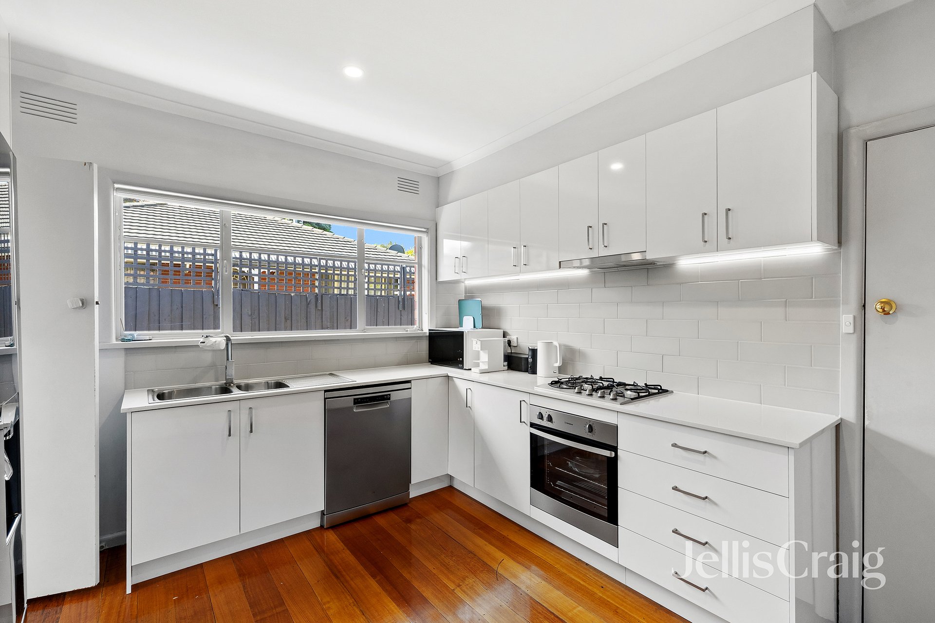 1/63 Harborne Street, Macleod image 2