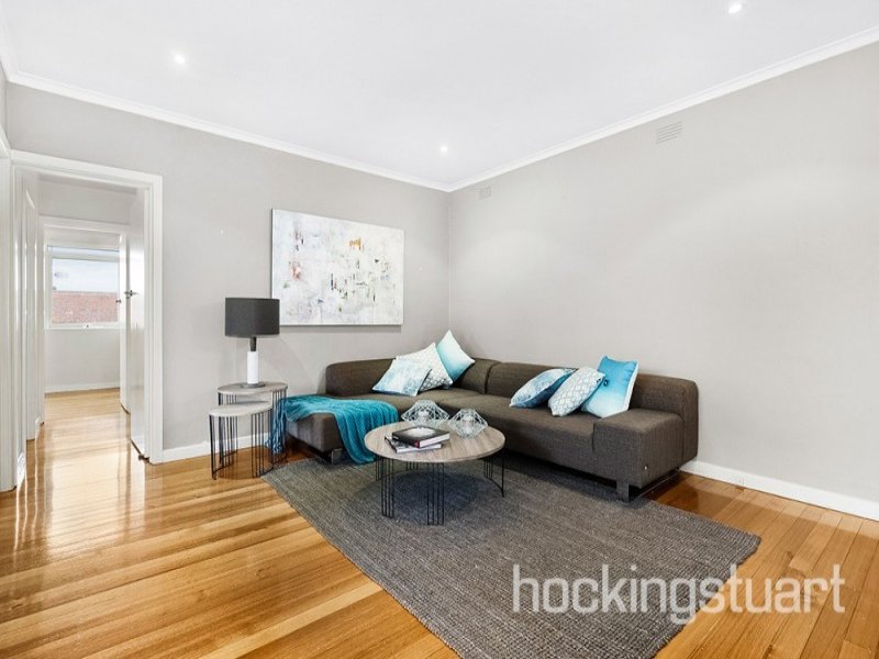 16/3 Harrison Crescent, Hawthorn image 2