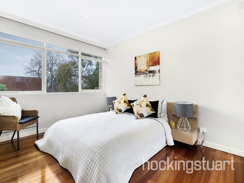 16/3 Harrison Crescent, Hawthorn image 4