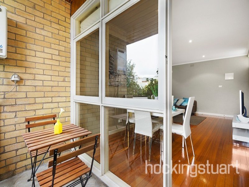 16/3 Harrison Crescent, Hawthorn image 7