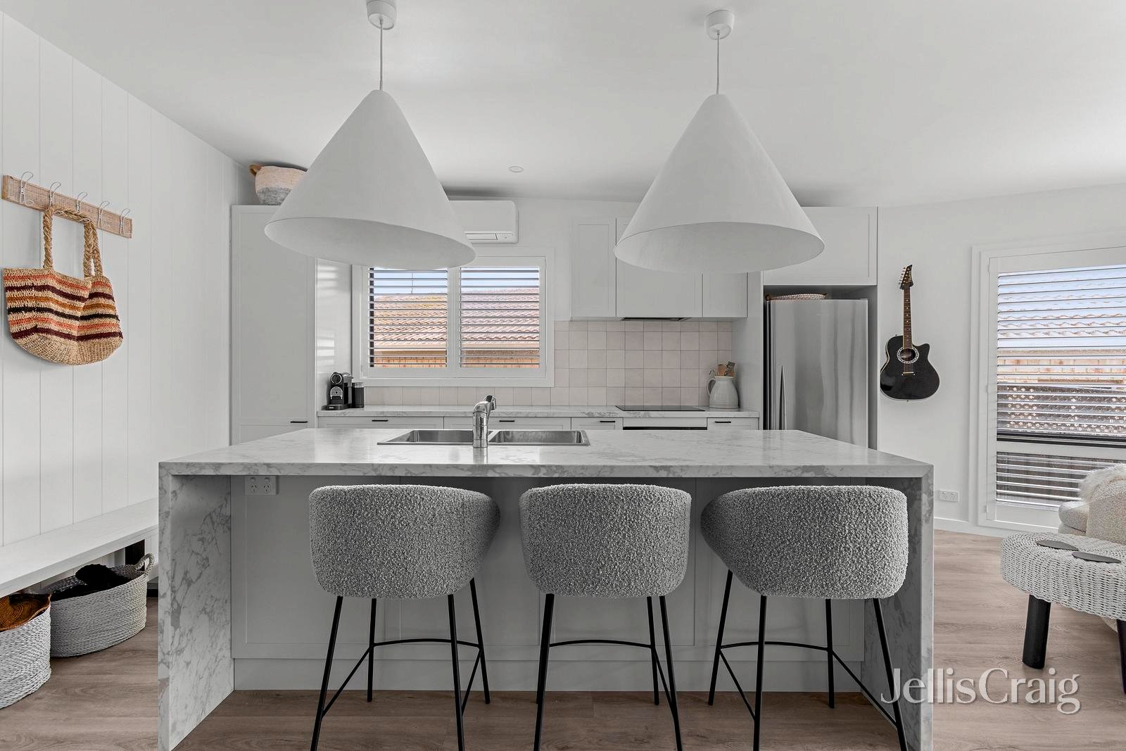 1/63 Lake Avenue, Ocean Grove image 3