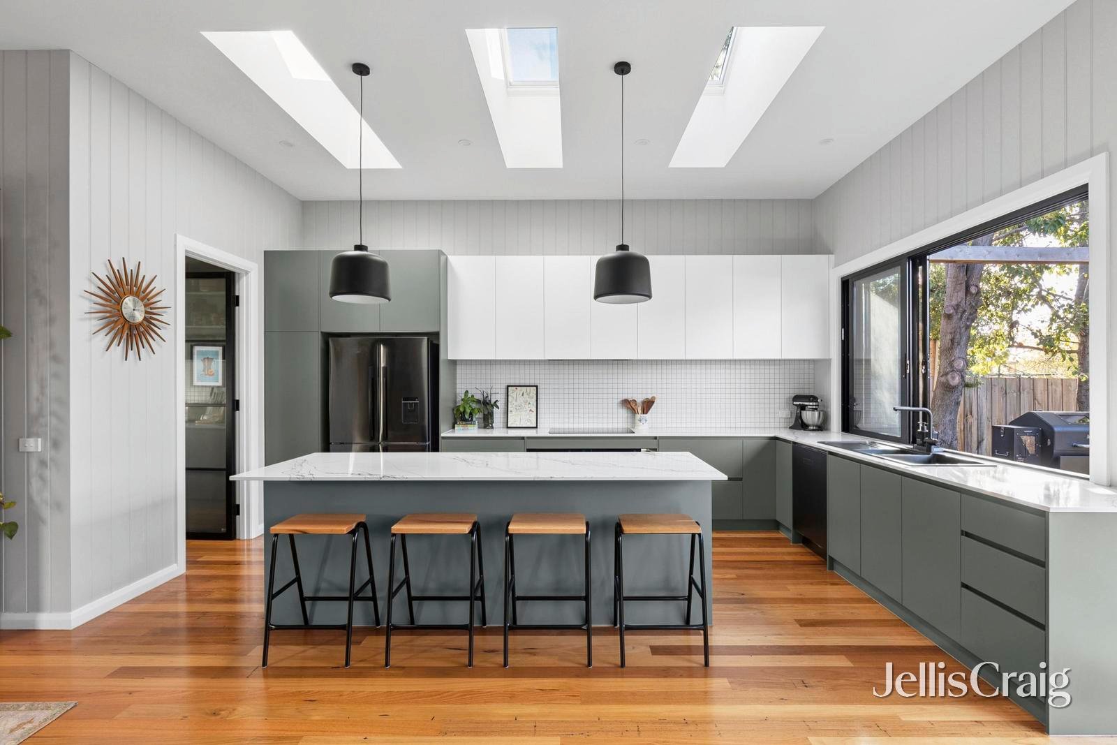 163 Mckillop Street, Geelong image 2