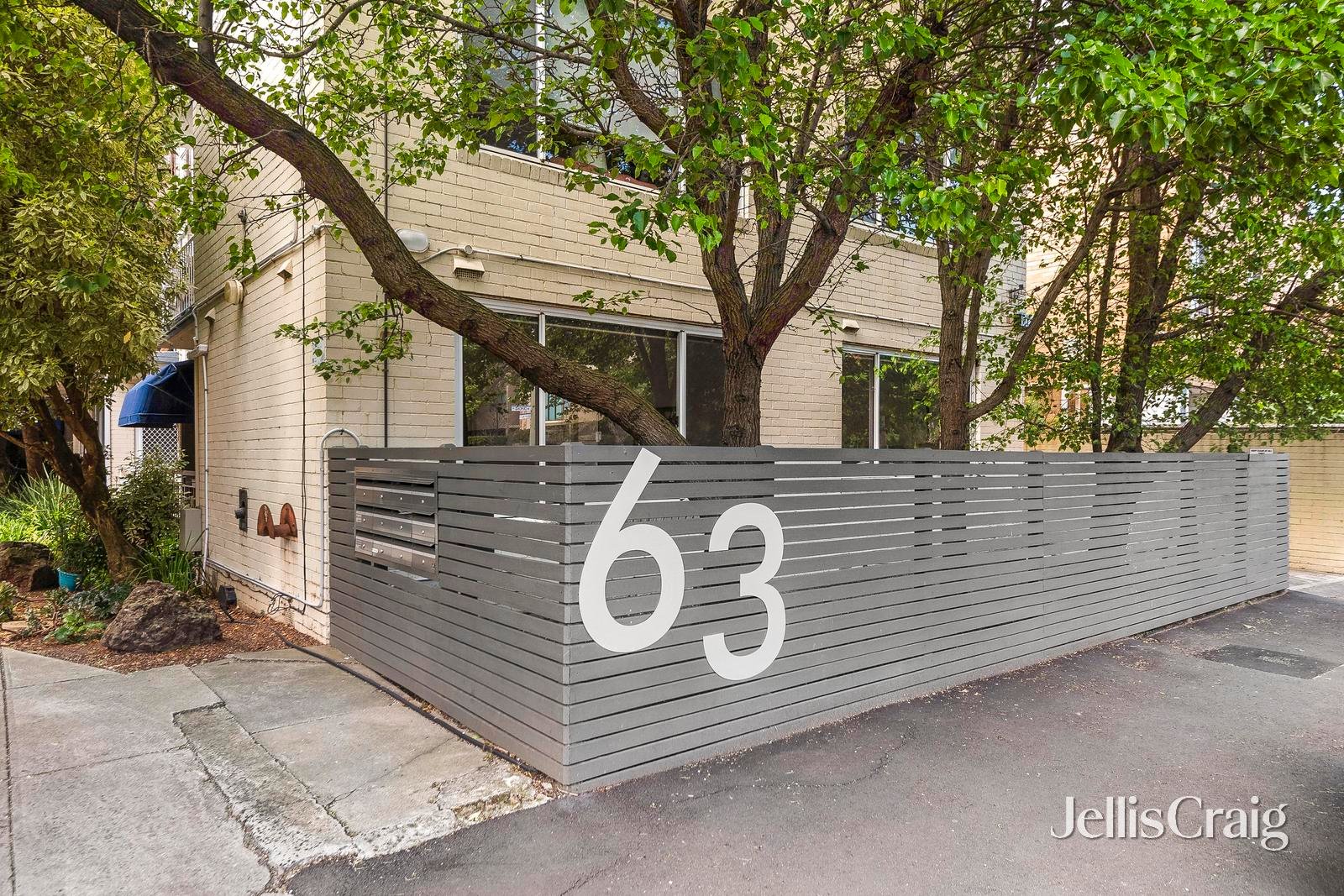 1/63 Ormond Road, Elwood image 12
