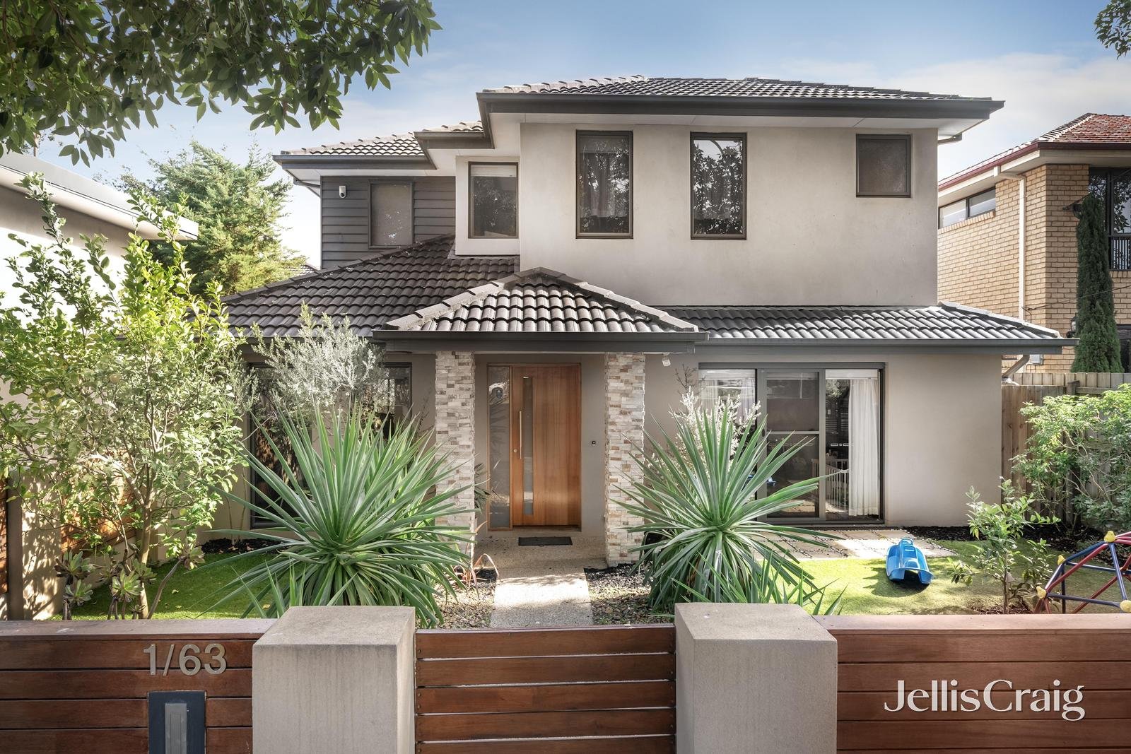 1/63 Victor Road, Bentleigh East image 1