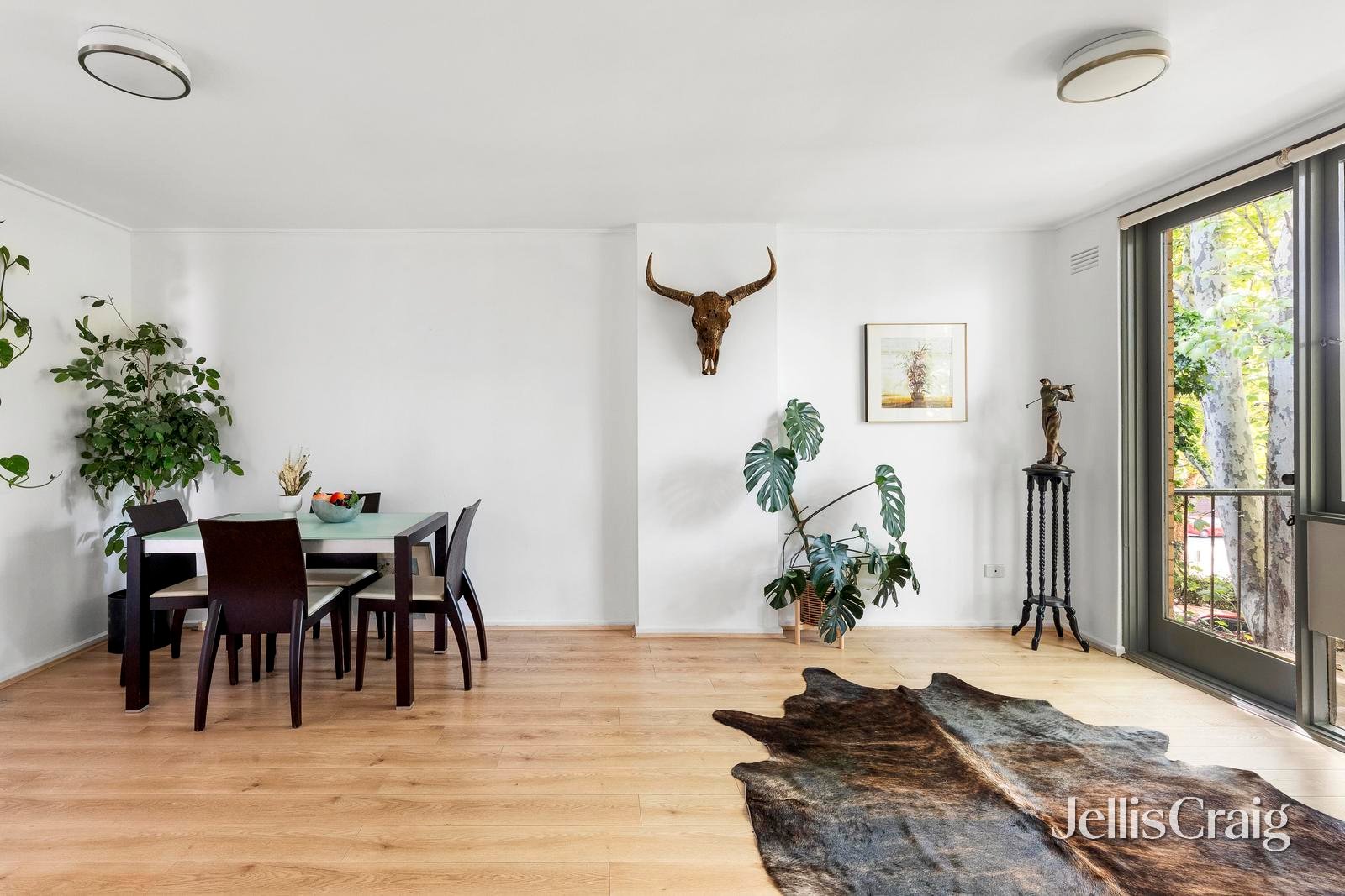 16/302 Abbotsford Street, North Melbourne image 2