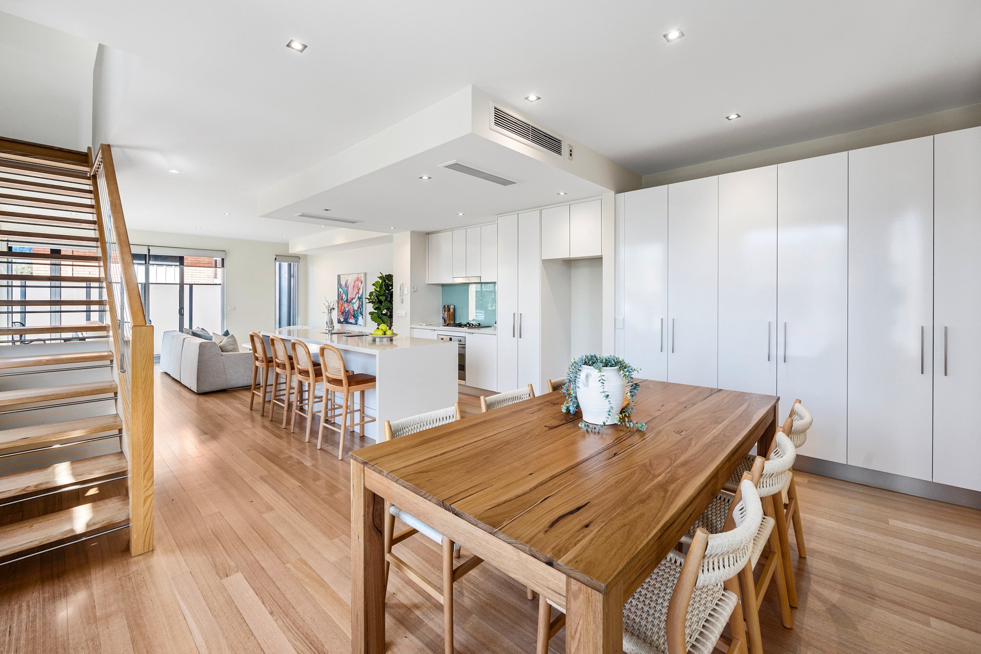 Property Gallery Thumbnail 5
