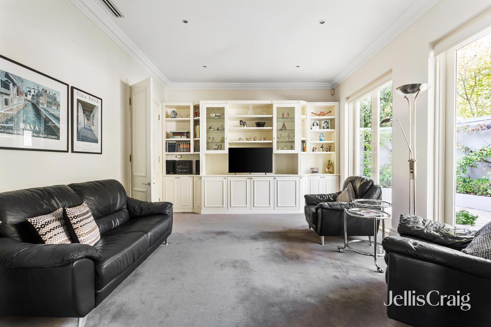 1/635 Orrong Road, Toorak image 6