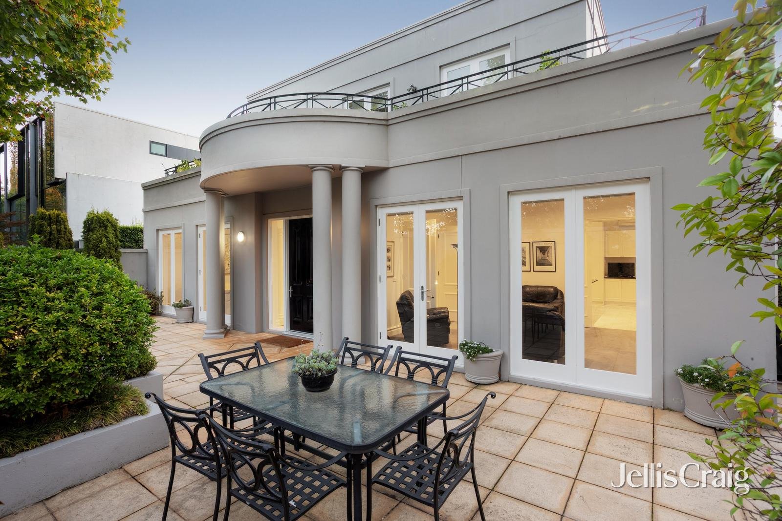 1/635 Orrong Road, Toorak image 16