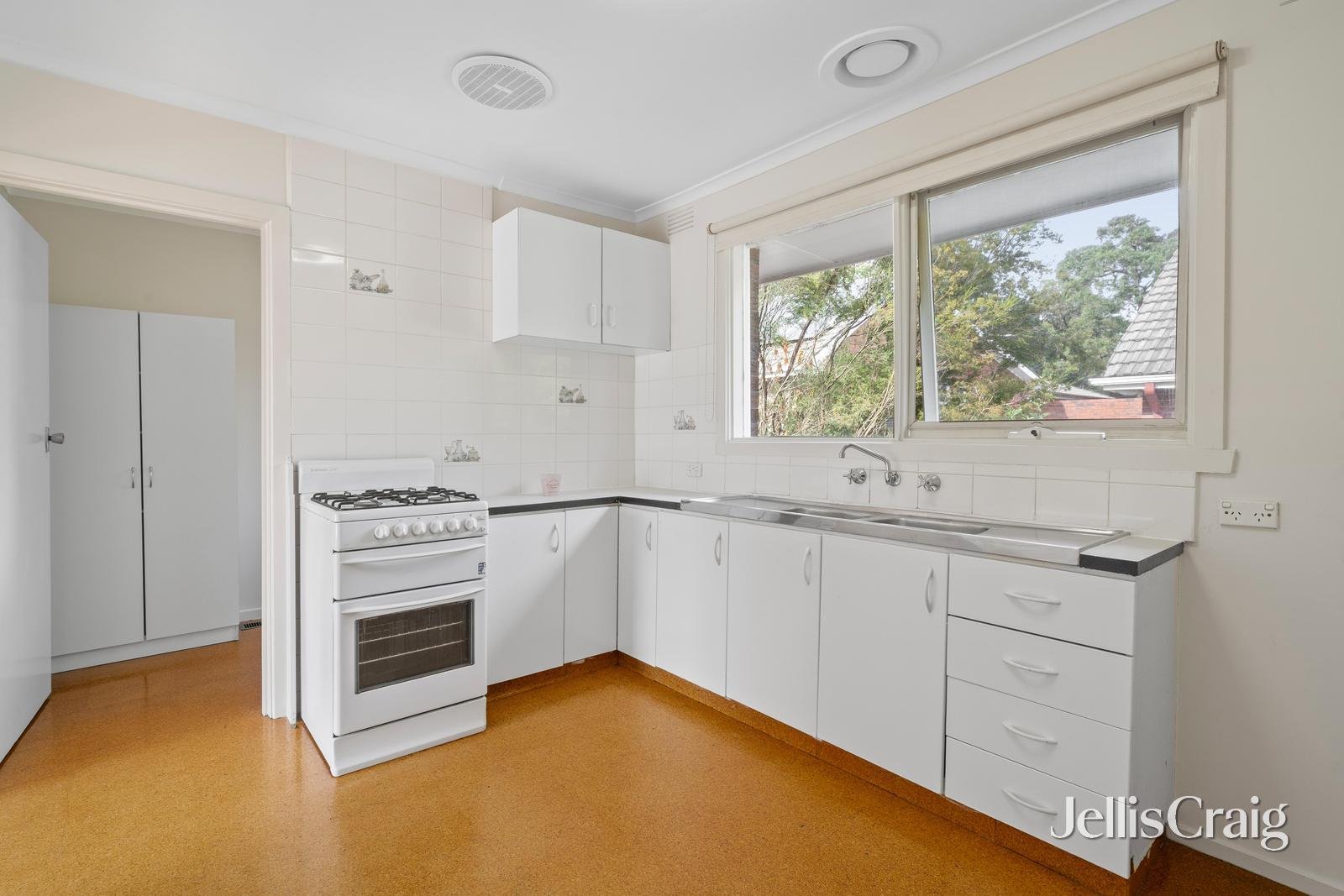 16/39-41 Mount Pleasant Road, Nunawading image 3