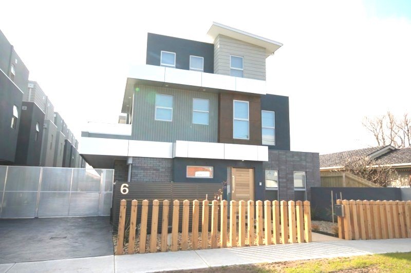 Property Gallery - Main Image