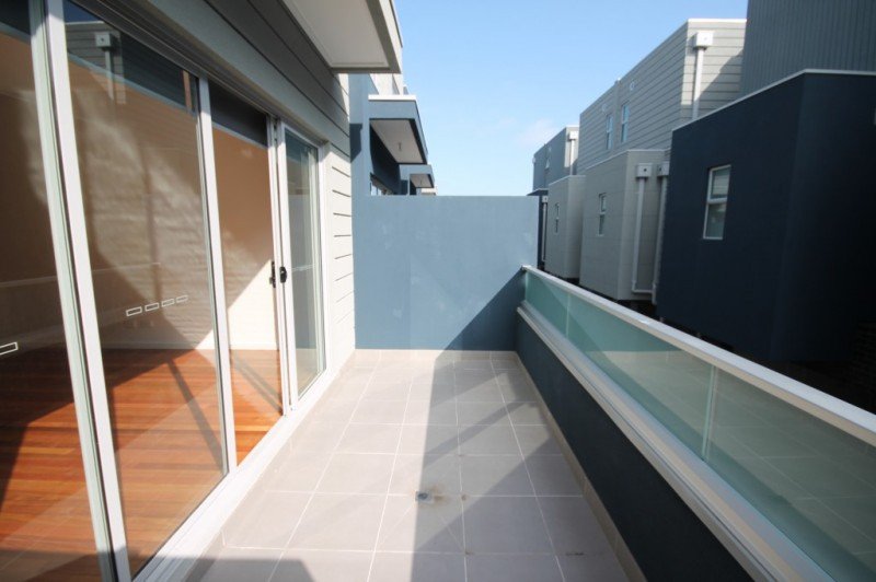 Property Gallery Thumbnail 6