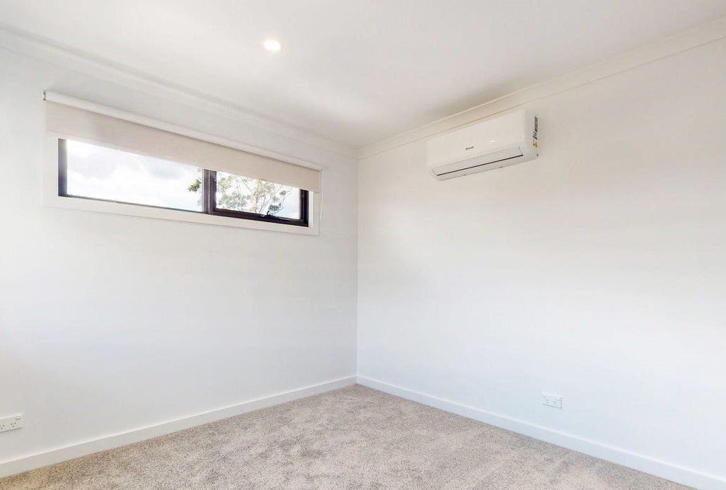 1 / 64 Armstrong Road SEAFORD