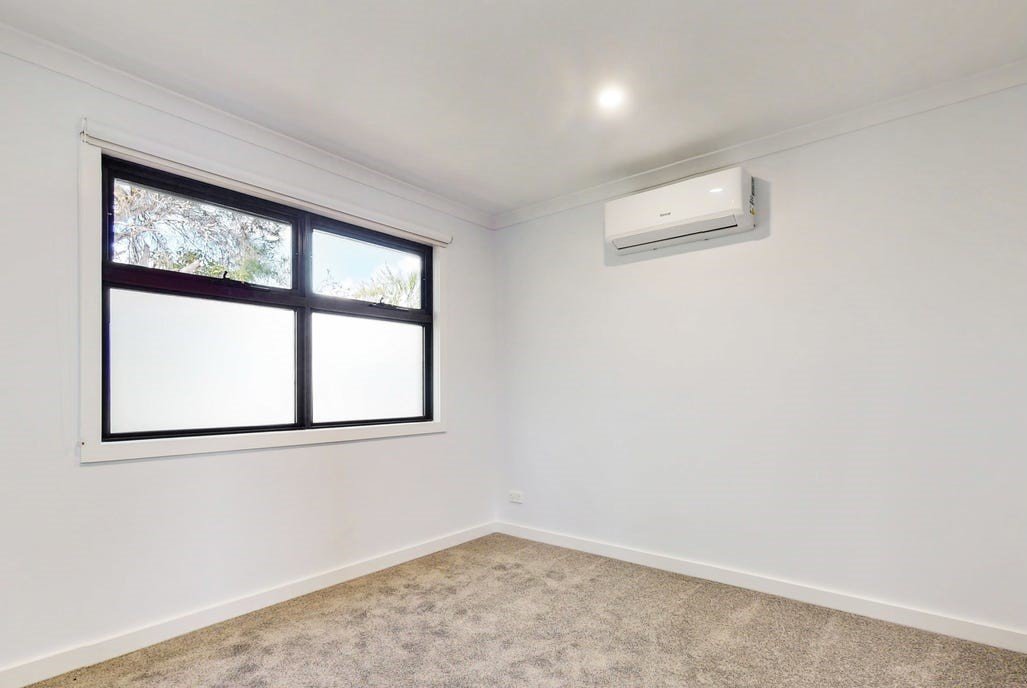 1 / 64 Armstrong Road SEAFORD