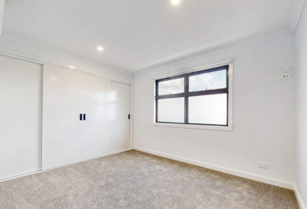1 / 64 Armstrong Road SEAFORD