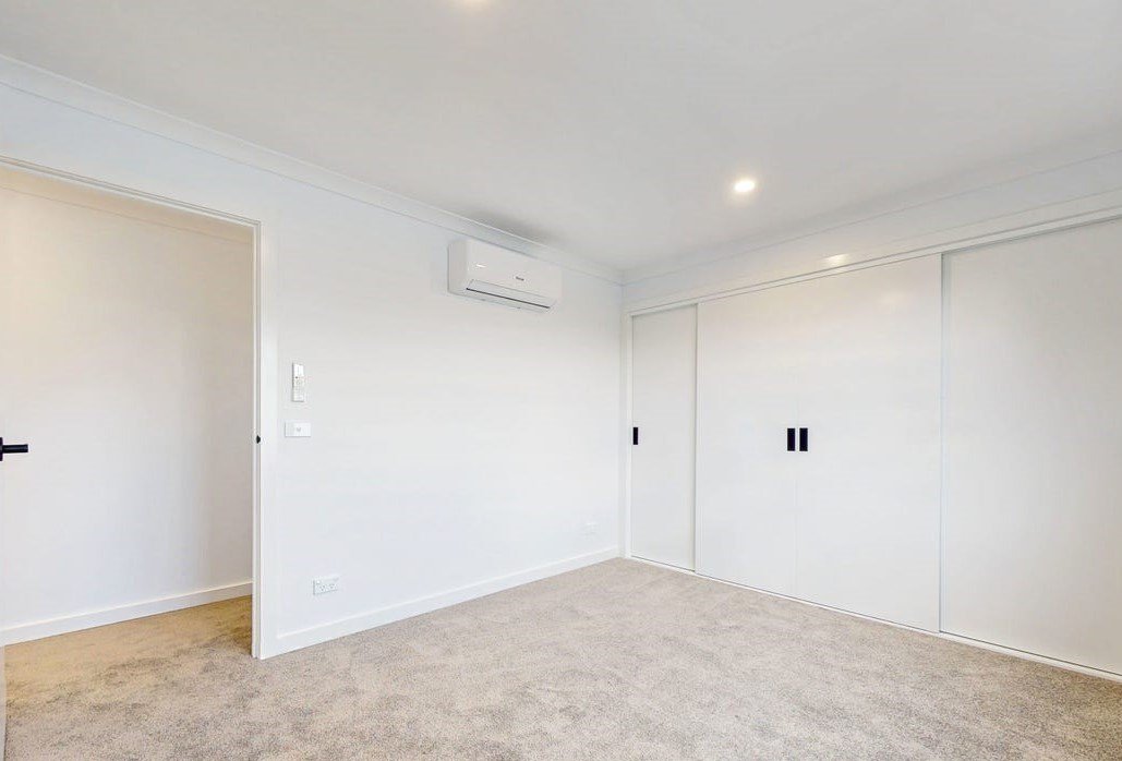 1 / 64 Armstrong Road SEAFORD