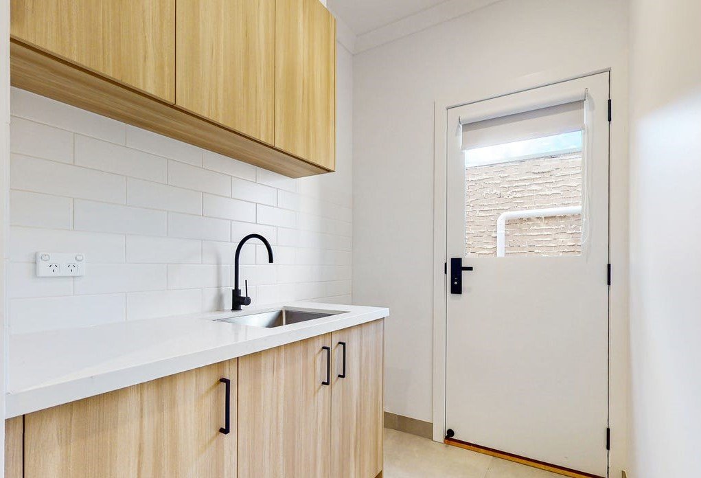 1 / 64 Armstrong Road SEAFORD