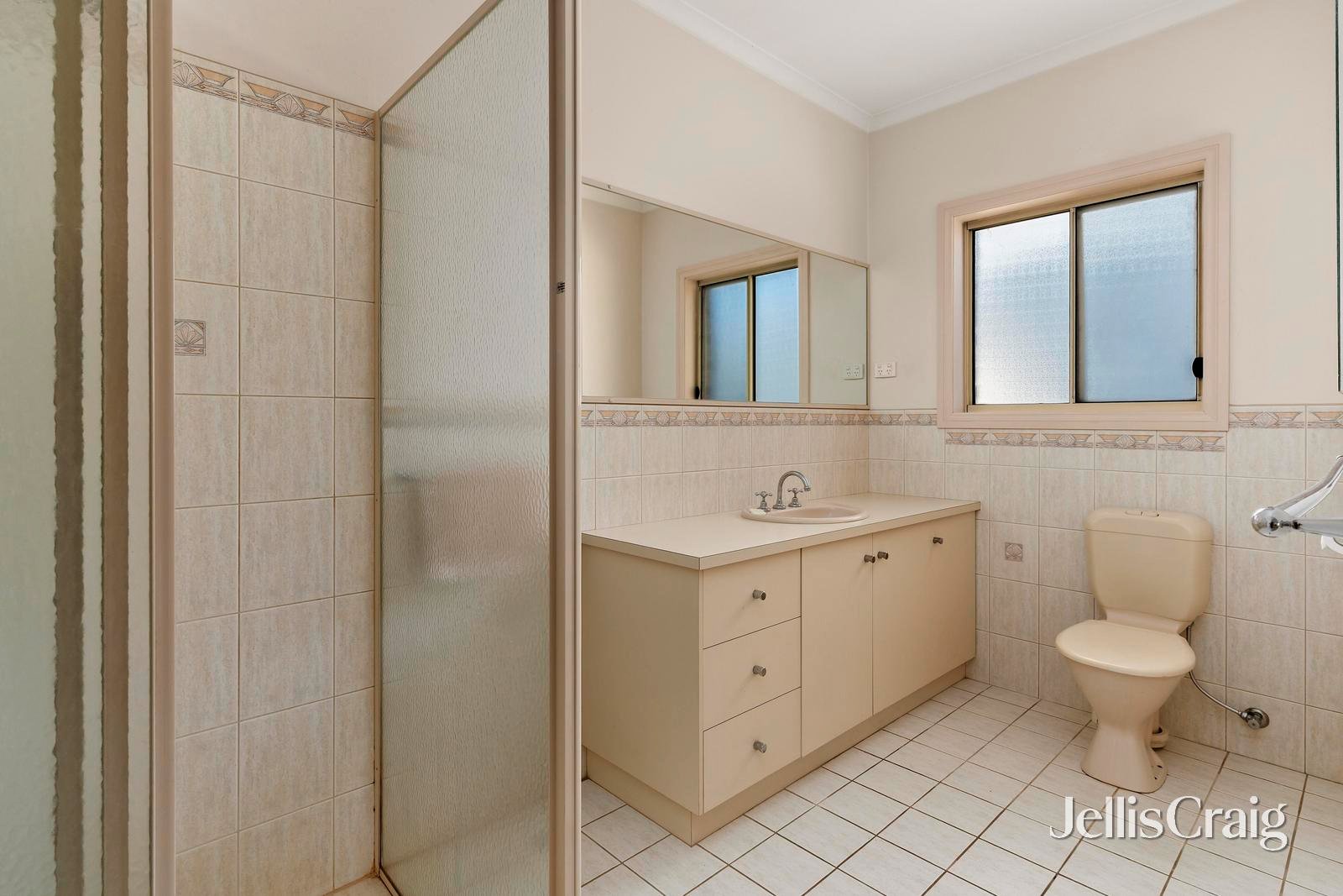 1/64 Carnarvon Road, Strathmore image 9