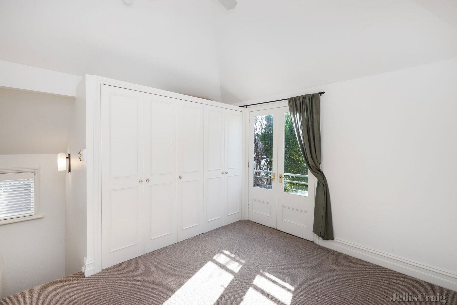164 Elm Street, Northcote image 9