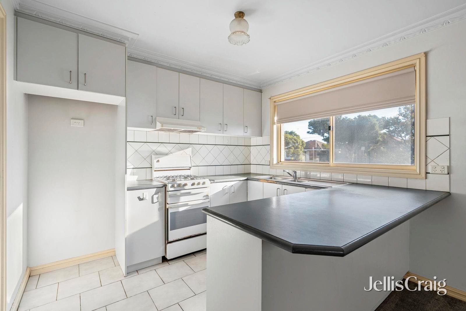 1/64 Foster Street, South&nbsp;Geelong image 4