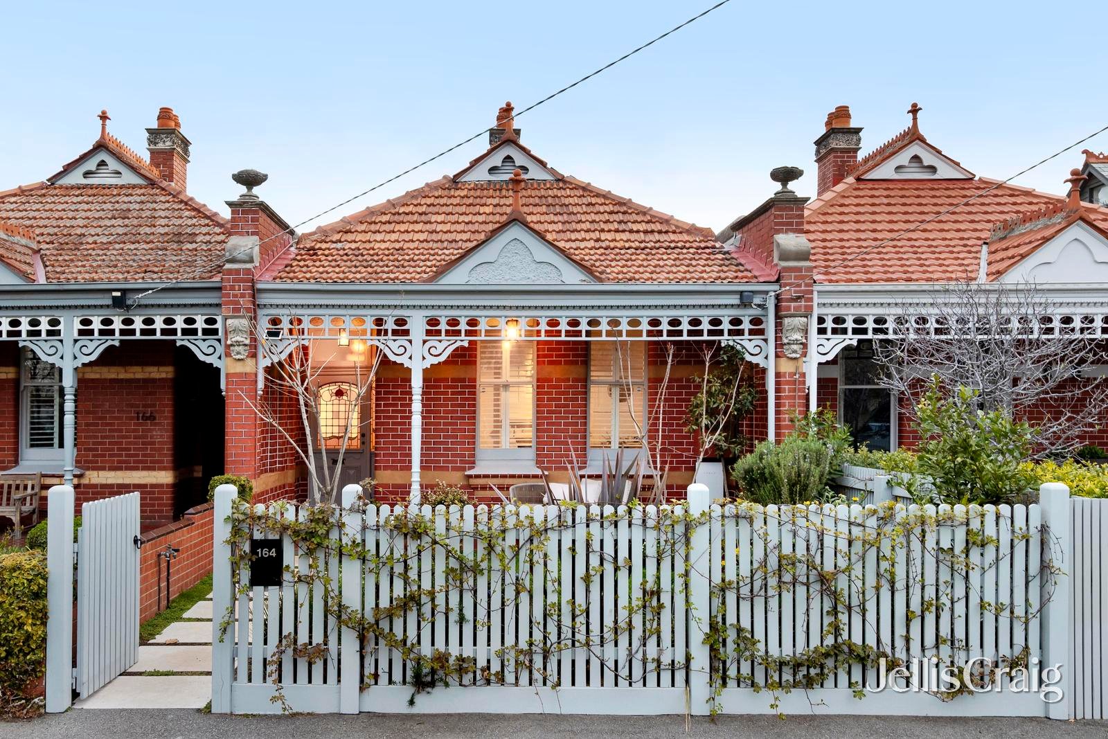 164 Page Street, Middle Park image 1