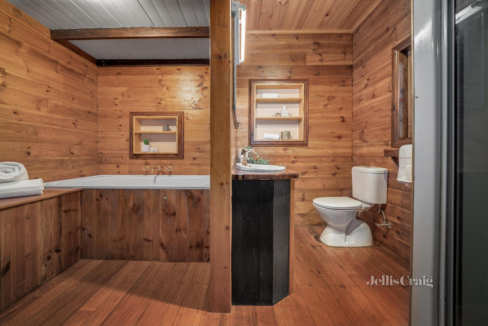 164 Research Warrandyte Road, North&nbsp;Warrandyte image 5
