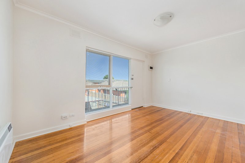 16 / 4 Rosedale Avenue GLEN HUNTLY, VIC 3163