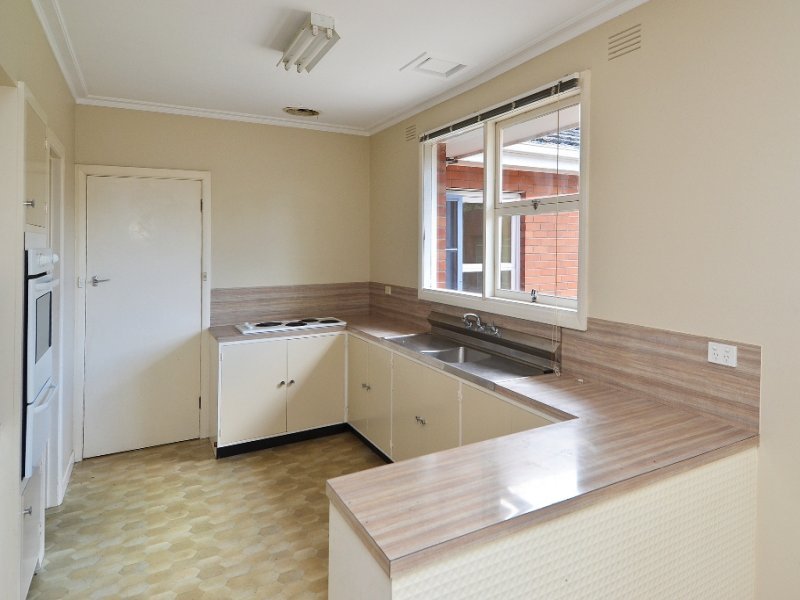 164 West Fyans Street, Newtown image 3