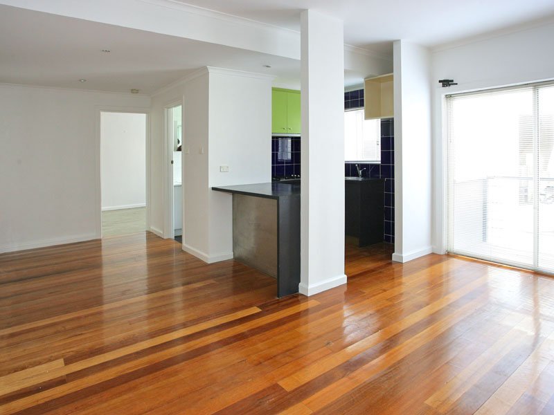 16/400 Barkly Street, Elwood image 2