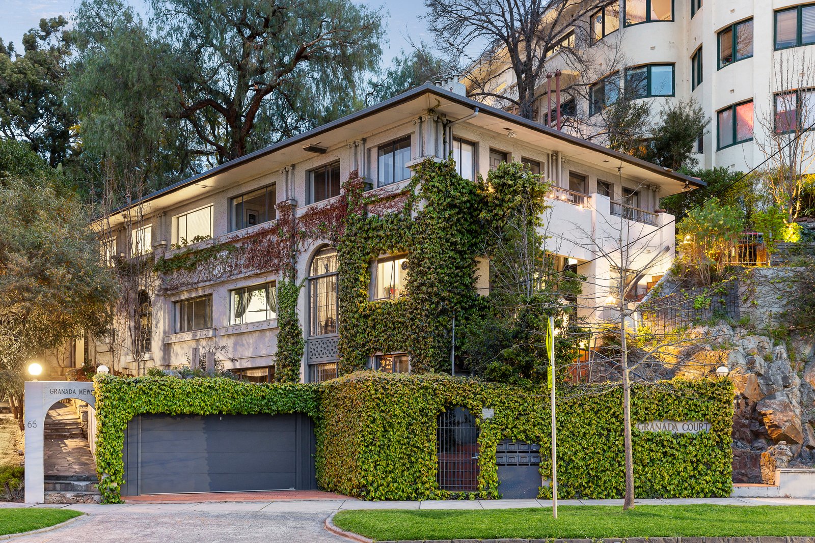 1/65 Alexandra Avenue