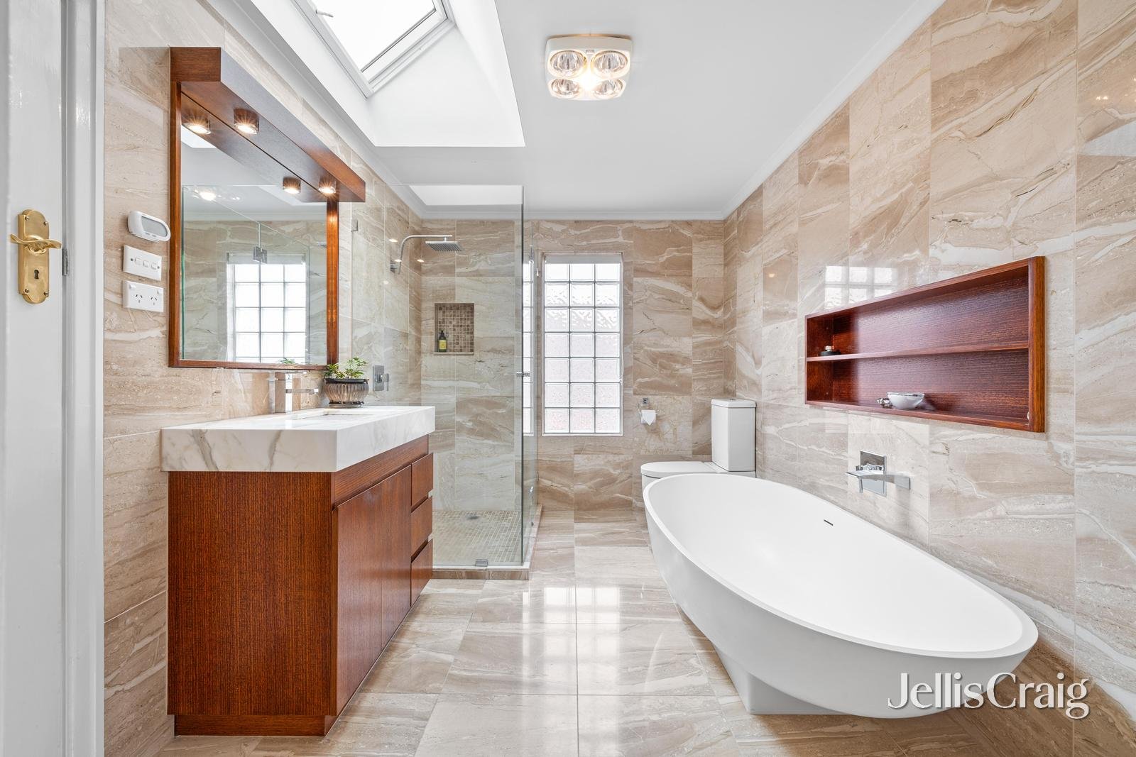 165 Buckley Street, Essendon image 12