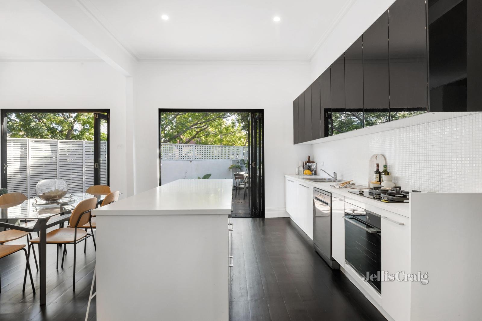 165 Cochrane Street, Brighton image 6