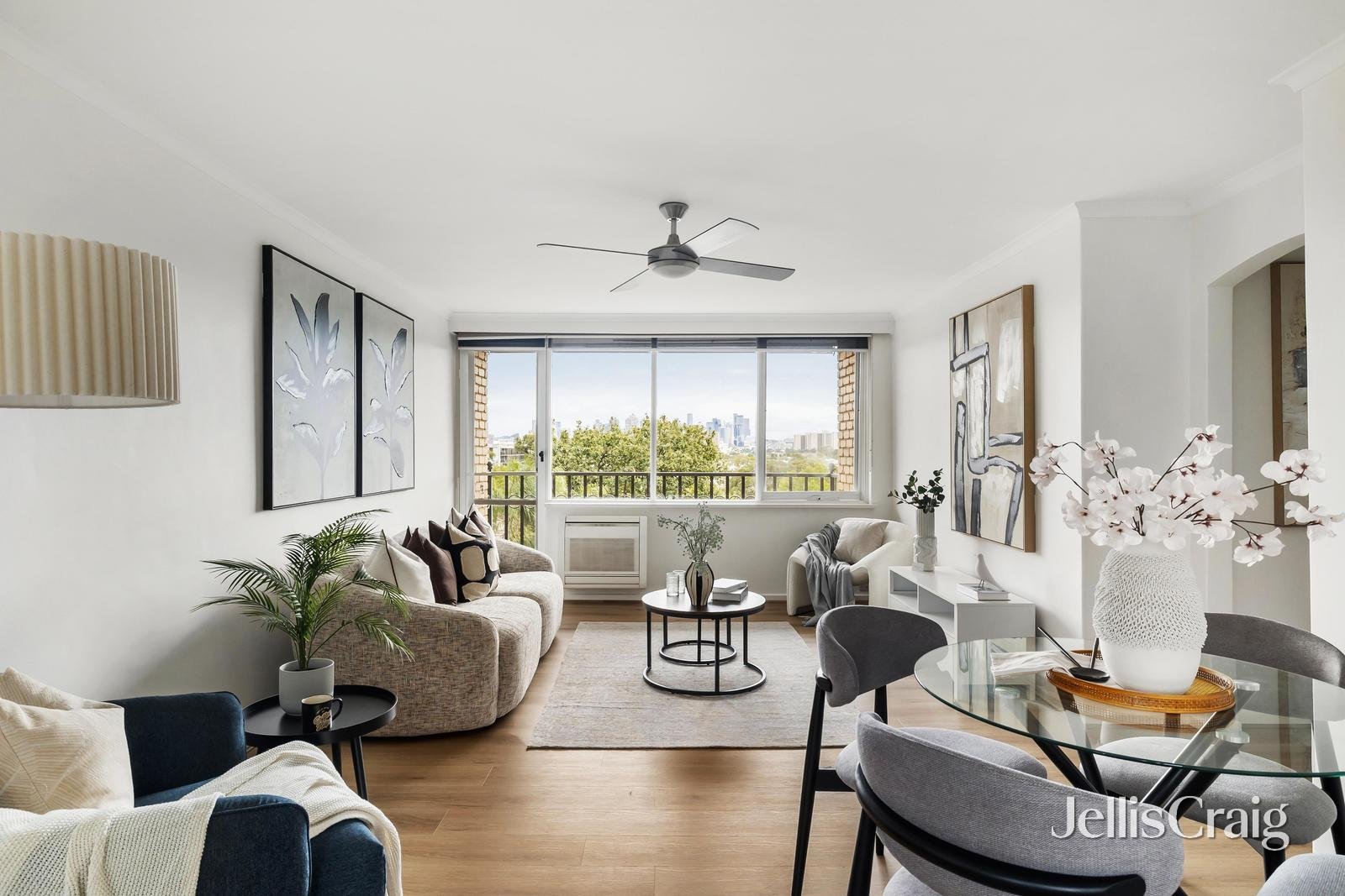 16/5 Denham Street, Hawthorn image 1