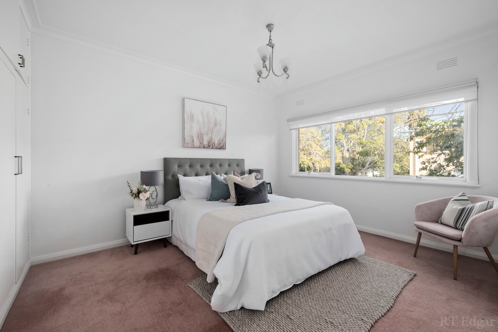 Property Gallery Thumbnail 6