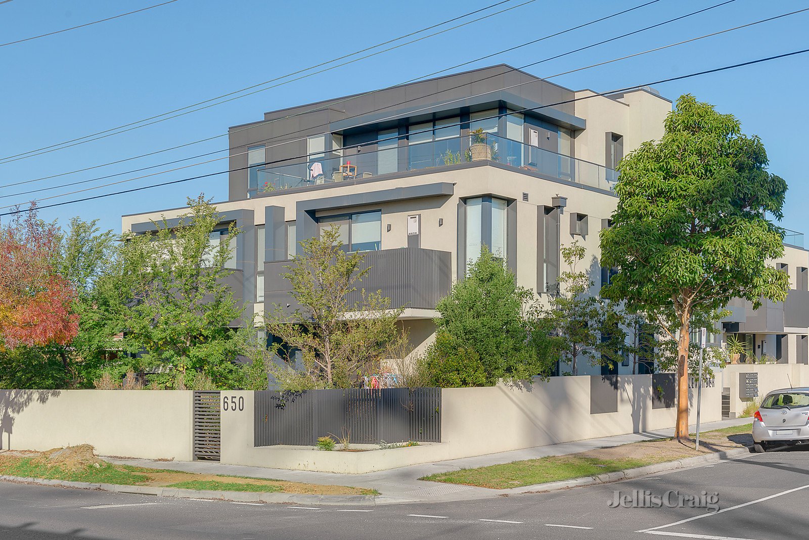 1/650 Centre Road, Bentleigh East image 7