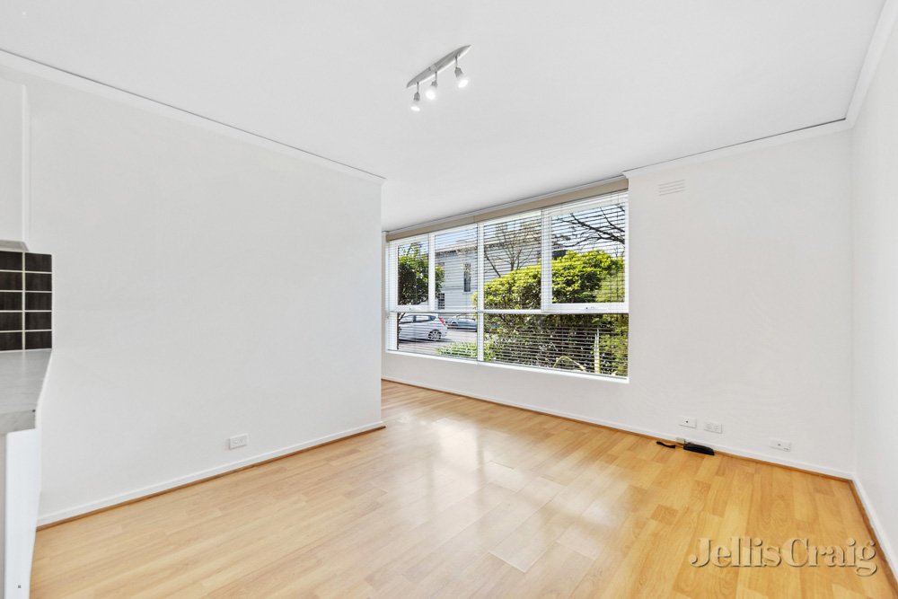 1/657 Brunswick Street, Fitzroy image 4