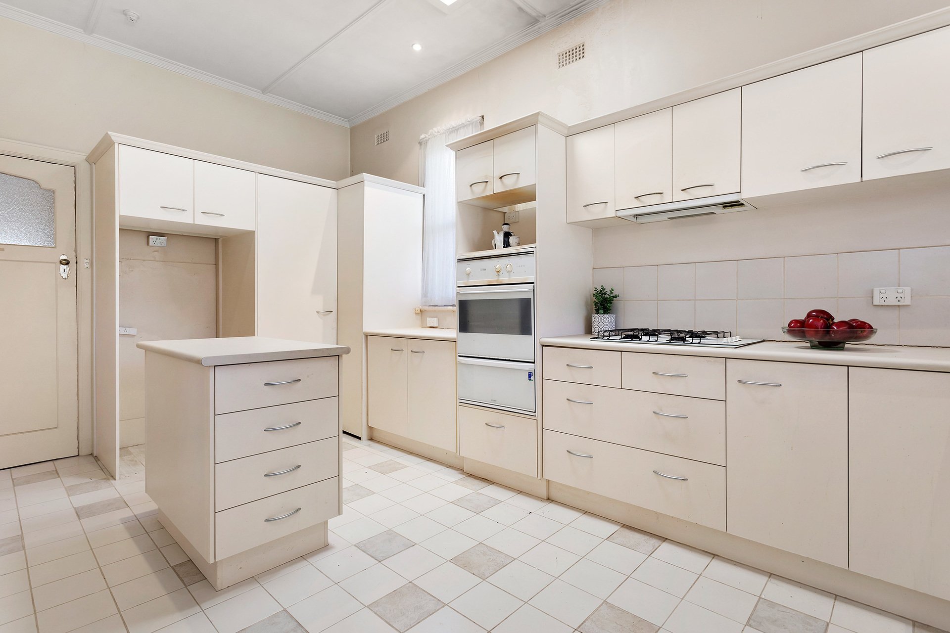 Property Gallery Thumbnail 6