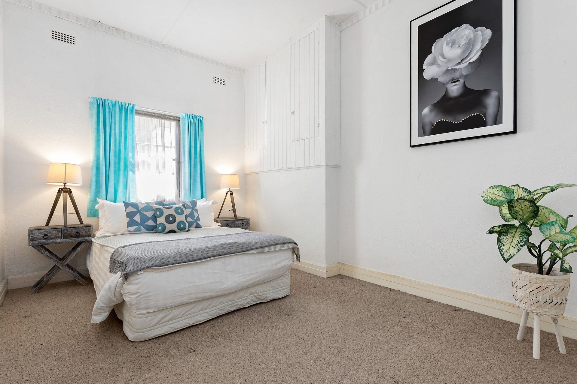 Property Gallery Thumbnail 8