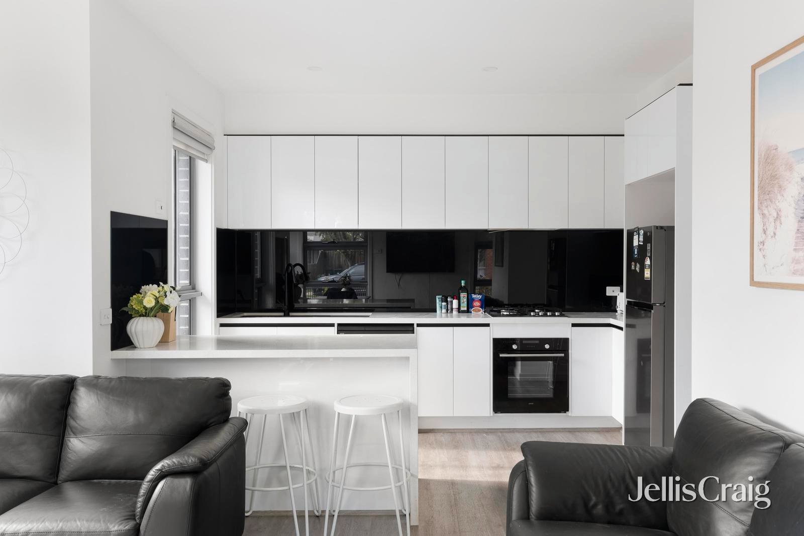 1/66 Hubert Avenue, Glenroy image 2