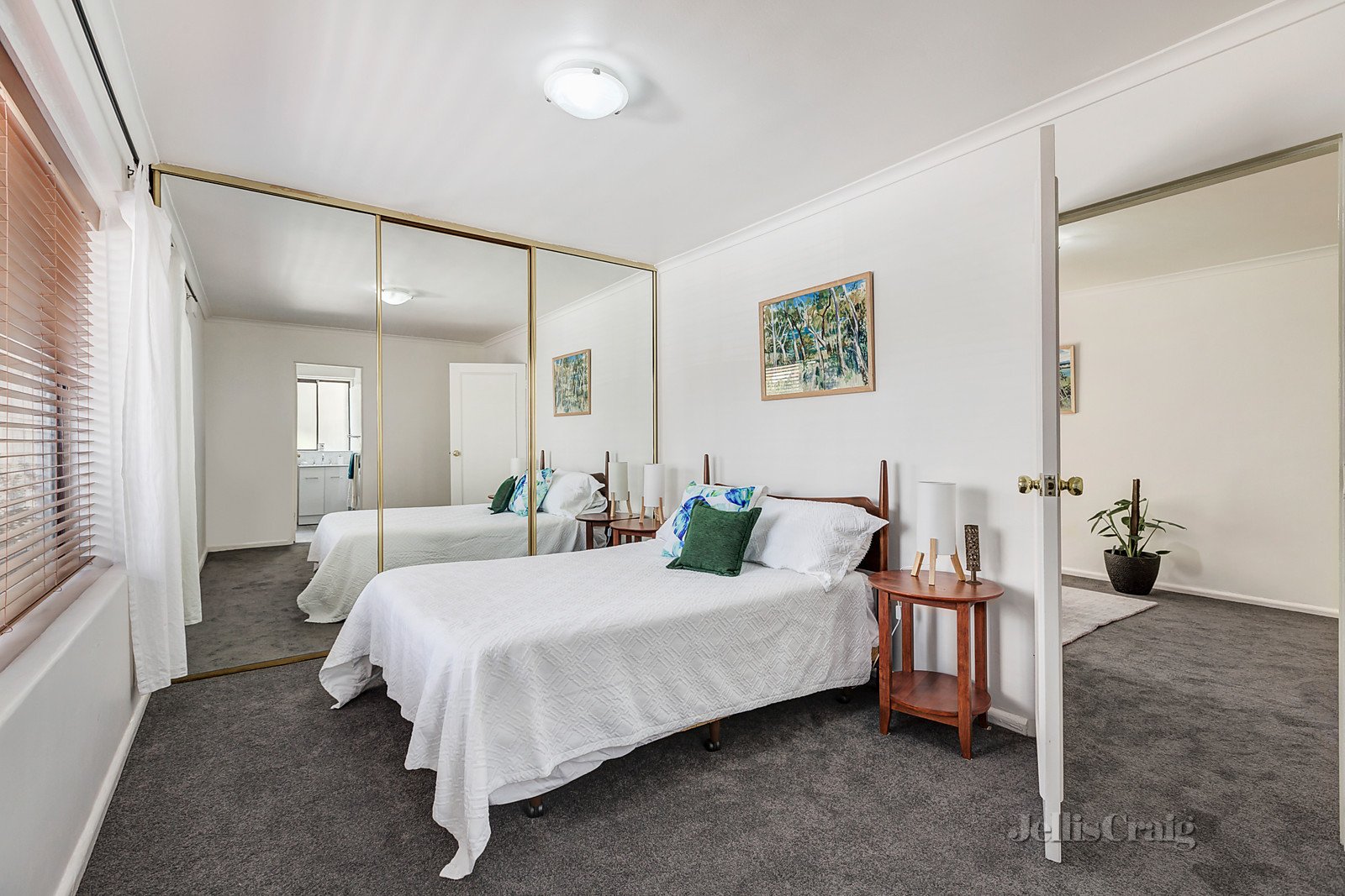 1/66 Perry Street, Collingwood image 3