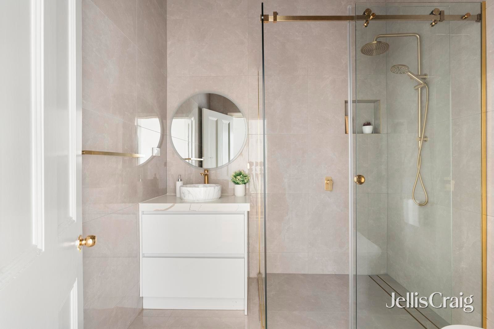 166 Richardson Street, Albert&nbsp;Park image 8